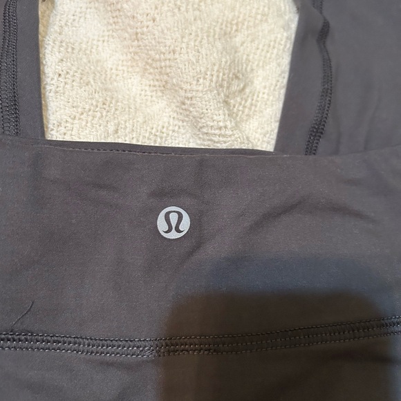 Lululemon gray full length with pockets women’s leggings - NWT - Picture 6 of 7